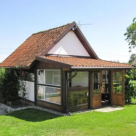 Holiday Home, Bogaczewo * Güldenboden